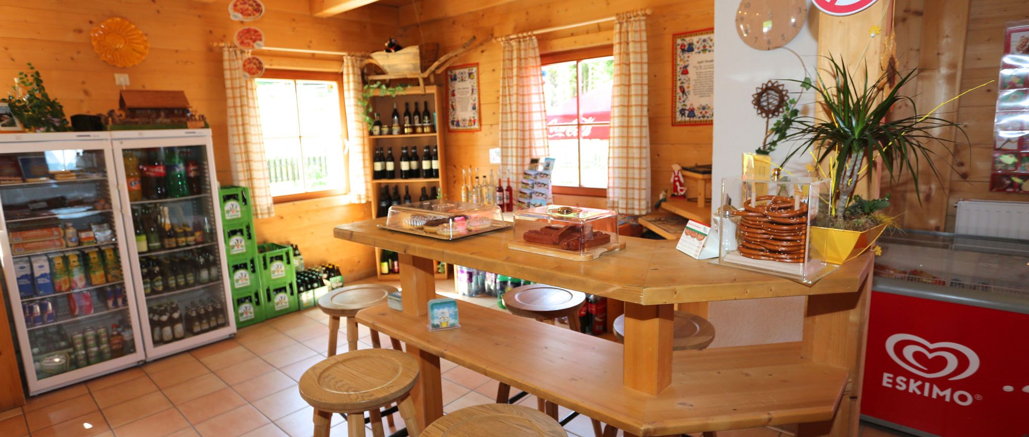Rezeptionshaus im Hüttendorf Pruggern